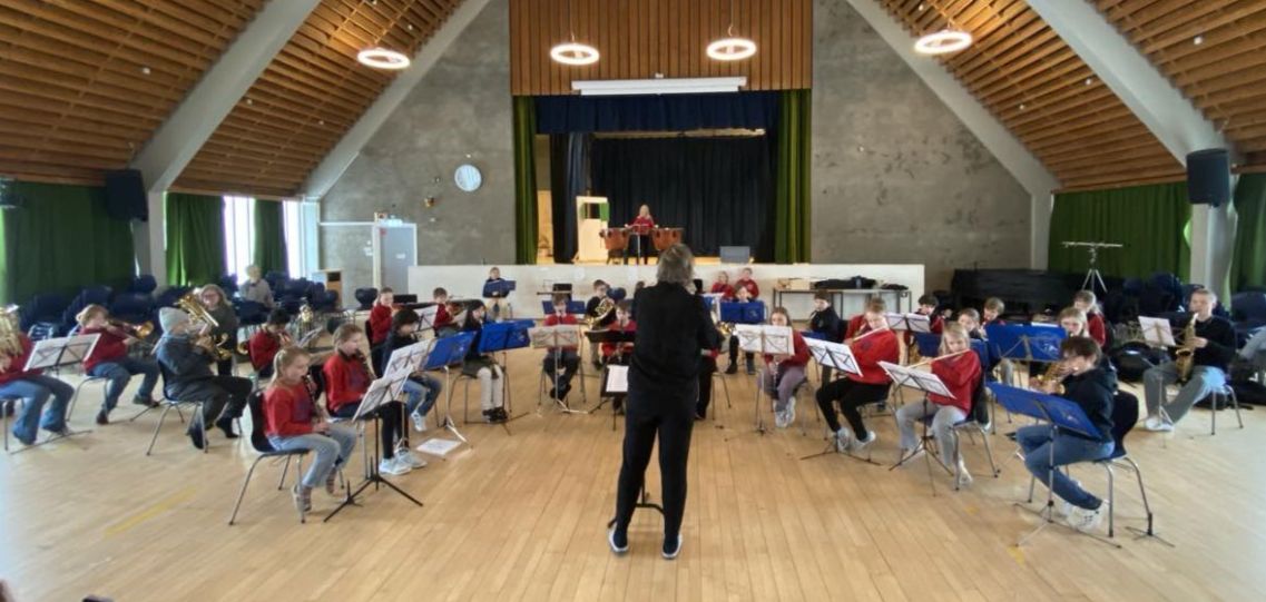 Juniorkorpssamling med tre korps